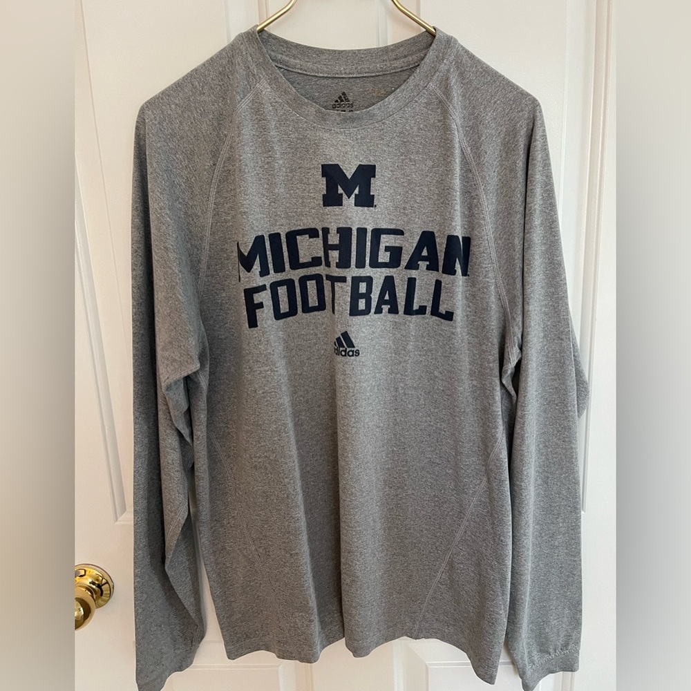Michigan long sleeve tech shirt.